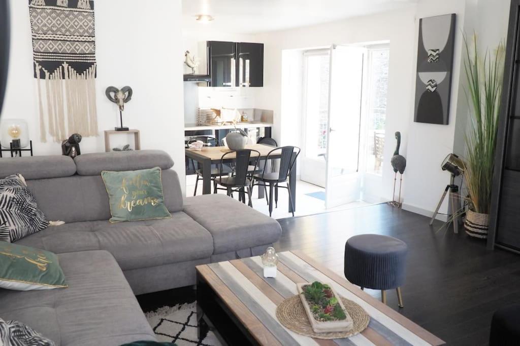 סן מלו Appartement Duplex Et Terrasse A St Servan-St Malo מראה חיצוני תמונה